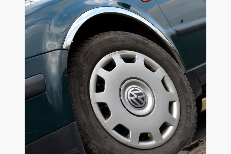 Volkswagen Passat B5 1997-2005 Nakładki na nadkola (4 szt, stal nierdzewna) Sedan, 2000-2005 Image