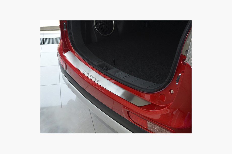 Mitsubishi Outlander 2012-2021 Nakładka na tylny zderzak Nataniko (stal nierdzewna) Image