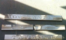 Mitsubishi Outlander 2012-2021 Nakładki progowe Carmos (4 szt., stal nierdzewna) zdjęcia 1