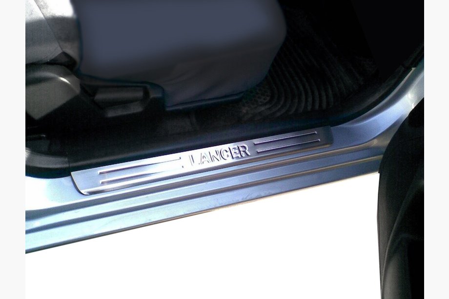 Mitsubishi Lancer 9 2004-2008 Nakładki progowe OmsaLine (4 szt, stal nierdzewna) Image