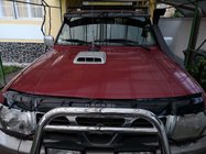Nissan Patrol Y61 1997-2011 Deflektor maski 1997-2004 (VIP) zdjęcia 1