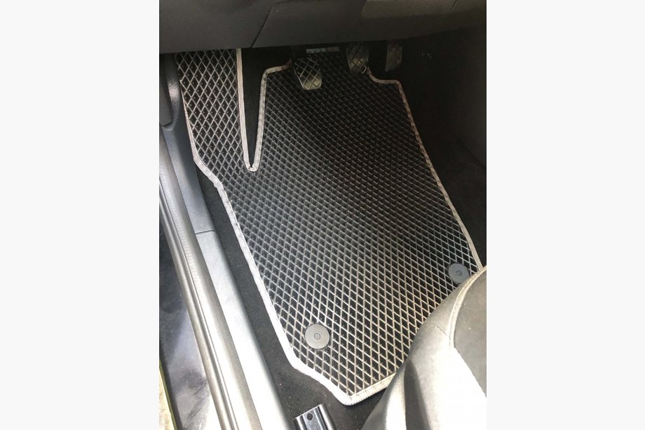 Skoda Fabia 2014-2021 Dywaniki EVA (czarne) Image