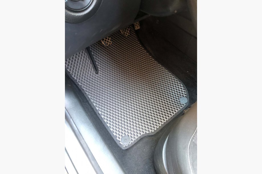Volkswagen Bora 1998-2004 Dywaniki EVA (czarne) Image