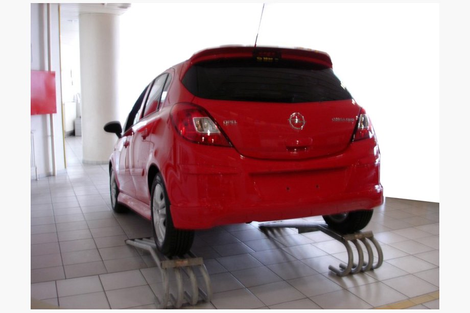 Opel Corsa D 2007-2014 Tylny dolny spoiler (zagruntowany do malowania) Zdjęcia 2