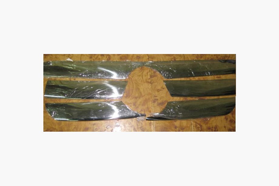 Mercedes ML W163 1997-2005 Szerokie nakładki na grill (6 szt, stal nierdzewna) Image