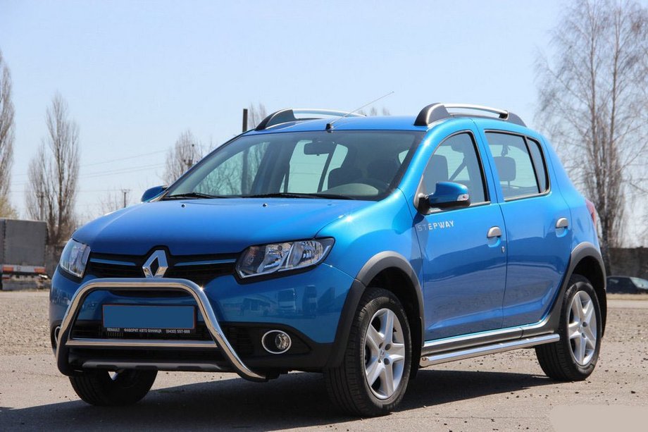 Renault Sandero 2013-2022 Przedni Pałąk WT006 (Stal Nierdzewna) Image