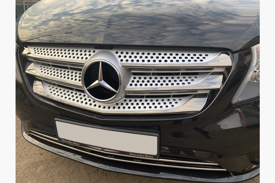 Mercedes Vito/V-class W447 2014- Nakładki na Grilla 2014-2020 (5 szt, BlackChrome) Image