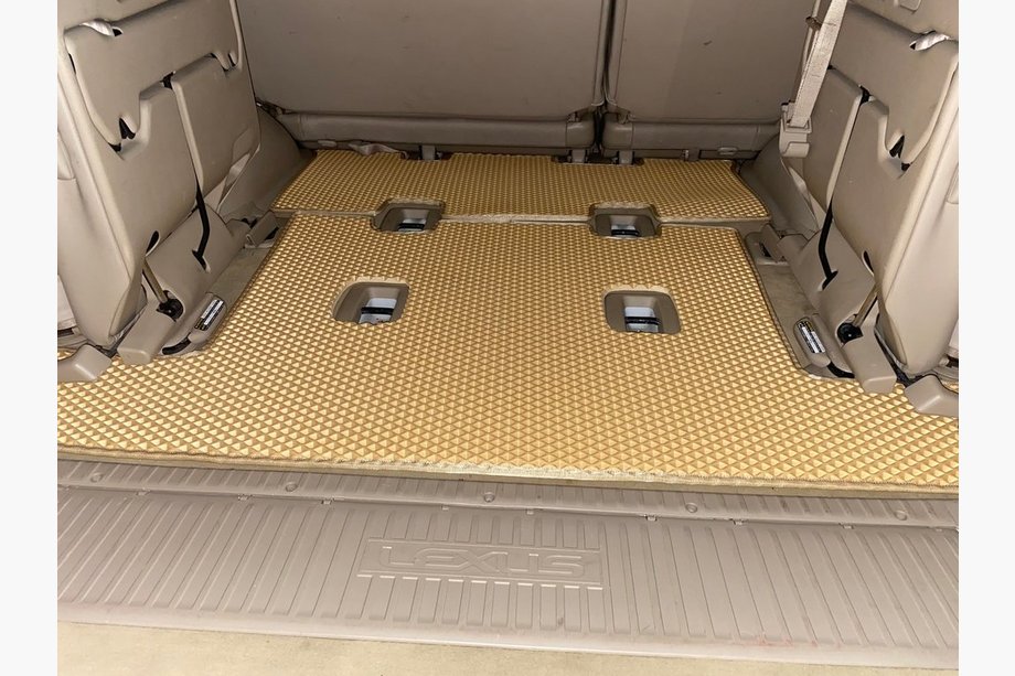 Lexus LX470 1998-2007 Dywanik bagażnika 2 szt Beżowy (EVA, 7 miejsc) Image