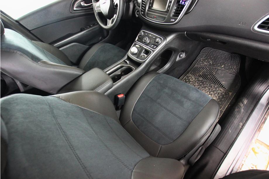 Chrysler 200 II 2014-2017 Pokrowce samochodowe ekoskóra+tkanina+alcantara Antara A001 (pełne wnętrze) Zdjęcia 3