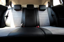 Renault Megane III 2009-2016 Pokrowce Samochodowe Skóra Ekologiczna+Tkanina+Alcantara Antara A0010 (Komplet) zdjęcia 5