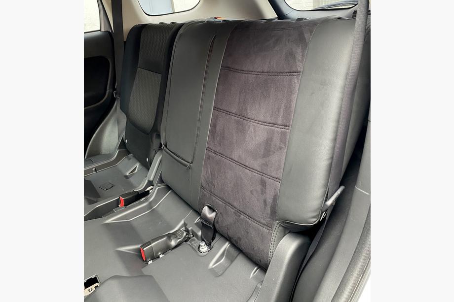 Mitsubishi Outlander 2012-2021 Pokrowce samochodowe ekoskóra+tkanina+alcantara Antara A001 (pełne wnętrze) Image