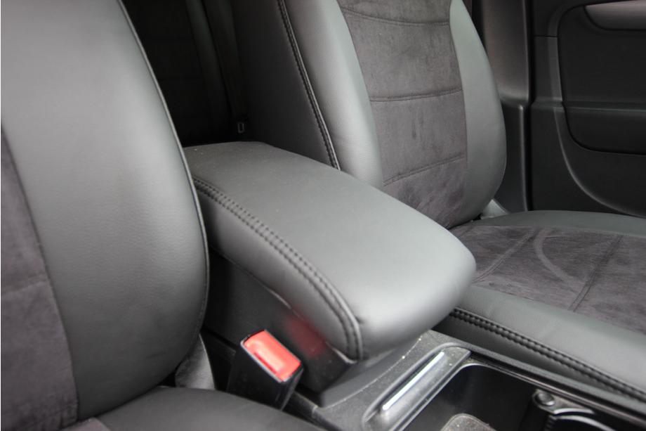 Volkswagen Passat B7 2012-2015 Pokrowce samochodowe ekoskóra+tkanina+alcantara Antara A001 (pełne wnętrze) Zdjęcia 11