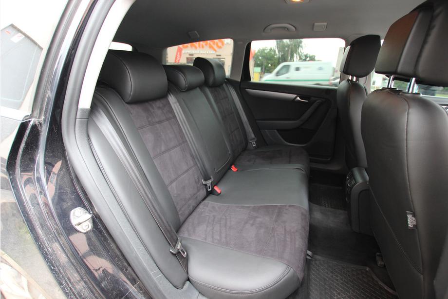 Volkswagen Passat B7 2012-2015 Pokrowce samochodowe ekoskóra+tkanina+alcantara Antara A001 (pełne wnętrze) Zdjęcia 5