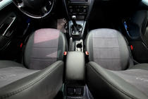 Skoda Octavia II A5 2006-2010 Pokrowce samochodowe ekoskóra+tkanina+alcantara Antara A001 (pełne wnętrze) zdjęcia 7