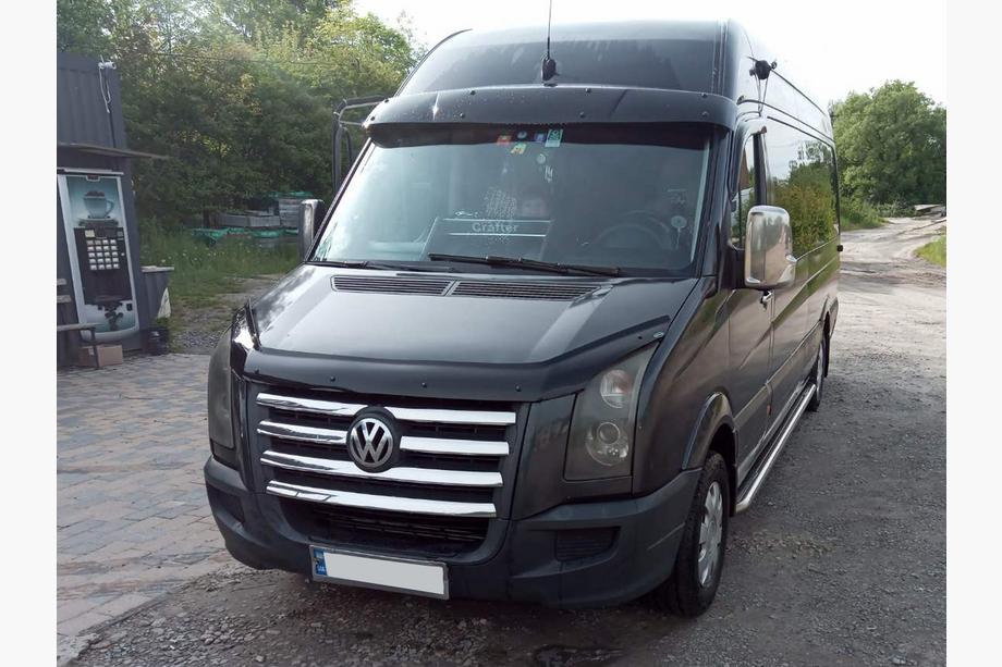 Volkswagen Crafter 2006-2016 Daszek na szybę przednią na ramie V2 (czarny połysk, 5mm) Zdjęcia 15