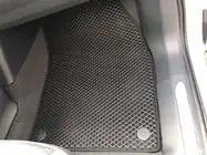 Volkswagen ID.6 2021- Dywaniki EVA (czarne) zdjęcia 7