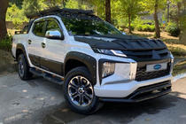 Mitsubishi L200 2015-2024 Przedni podwójny pałąk Vegas 2019+ (czarny, 76mm) zdjęcia 2