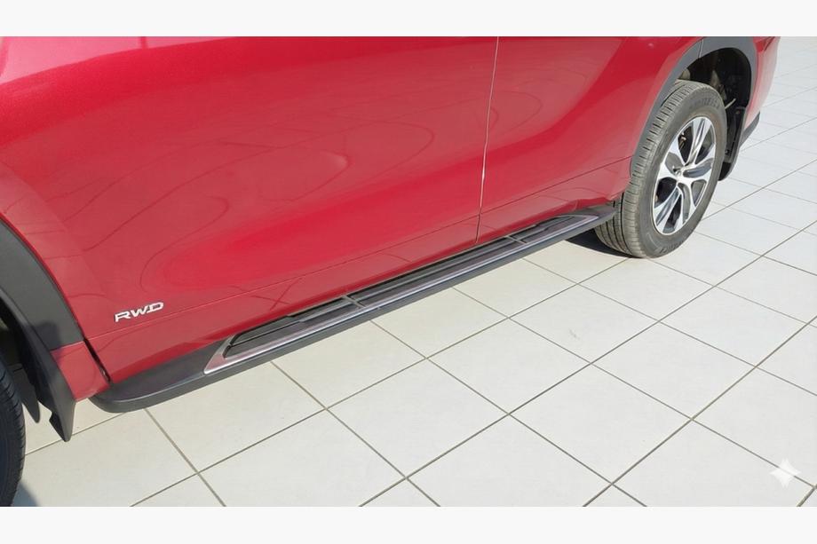 Toyota Highlander 2019- Boczne Stopnie OEM V1 (2 szt., Aluminium) Image