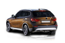 BMW X1 E84 2009-2015 Listwa nad tablicą rejestracyjną (stal nierdzewna) zdjęcia 1