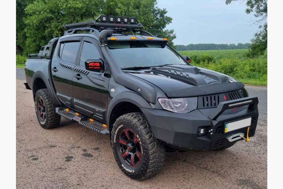 Uchwyt LED do Kosza Dachowego Dakar Zdjęcia 12