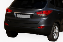 Hyundai IX-35 2010-2015 Listwa chromowana nad tablicą rejestracyjną (wąska) zdjęcia 1