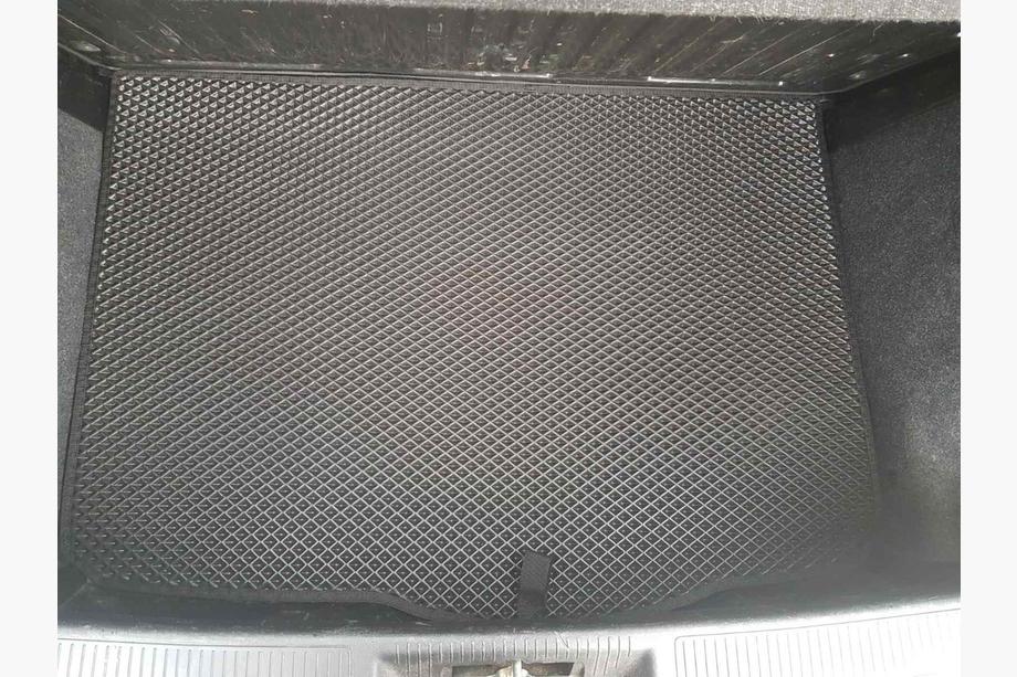 Fiat Punto Grande/EVO 2006-2018 Mata bagażnika EVA (czarna) Image