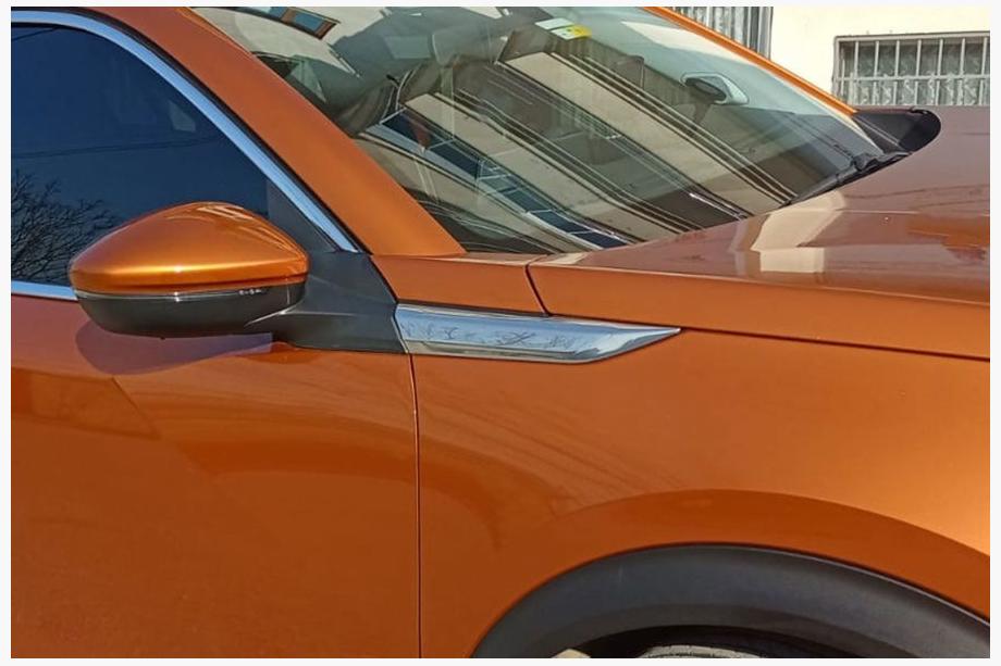 Peugeot 2008 2019- Nakładki na błotniki ze stali nierdzewnej (2 szt.) Image