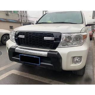 Atrapa chłodnicy z napisem 2012-2016 (GR Sport) Toyota Land Cruiser 200 2007-2021 zdjęcia 1