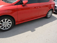 Seat Leon 2013-2020 Progi Boczne Meliset (zagruntowane do lakierowania) zdjęcia 1