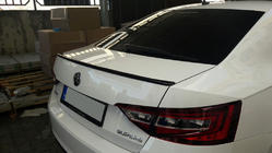 Skoda Superb 2015-2024 Spojler (zagruntowany do malowania) zdjęcia 2