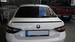 Skoda Superb 2015-2024 Spojler (zagruntowany do malowania) zdjęcia 3