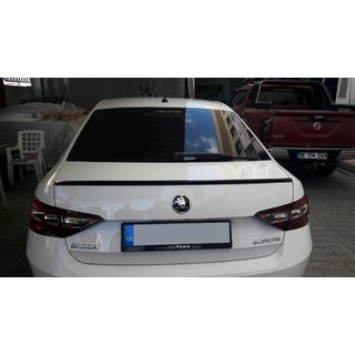 Spojler (zagruntowany do malowania) Skoda Superb 2015-2024 zdjęcia 3