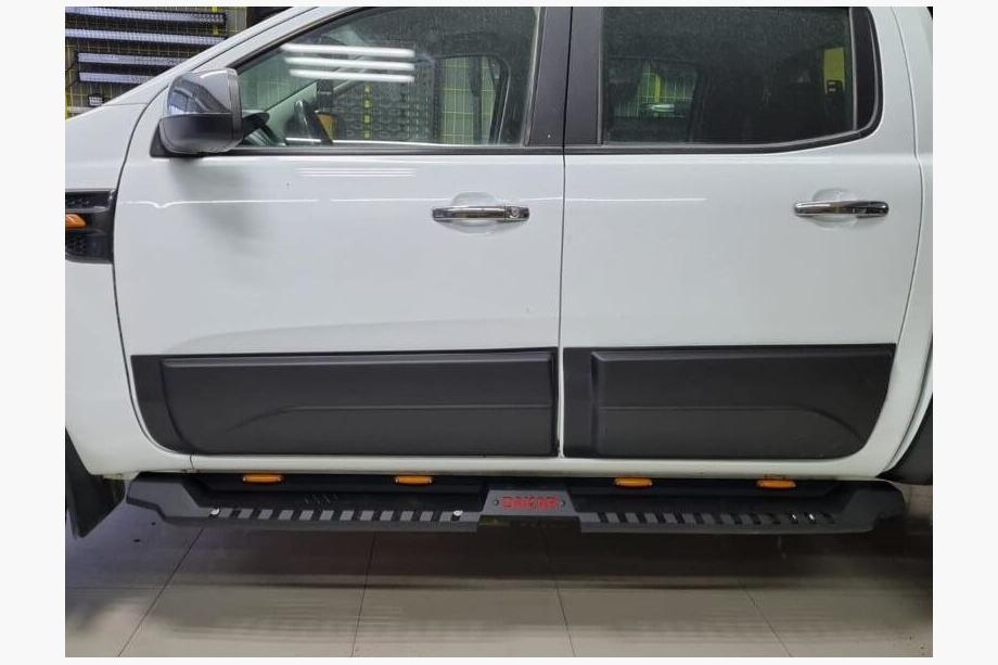 SsangYong Musso II 2018– Chromowane Nakładki na Klamek Drzwi (4 szt, Stal Nierdzewna) Image