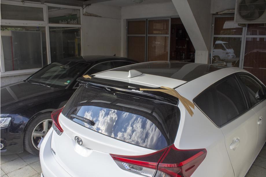 Toyota Auris 2012-2018 Spojler (zagruntowany do malowania) Zdjęcia 4