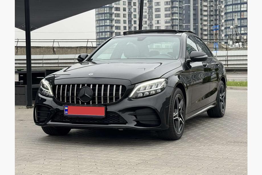 Mercedes C-class W205 2014-2021 Zderzak przedni kompletny (AMG Line 2018-2021) Image