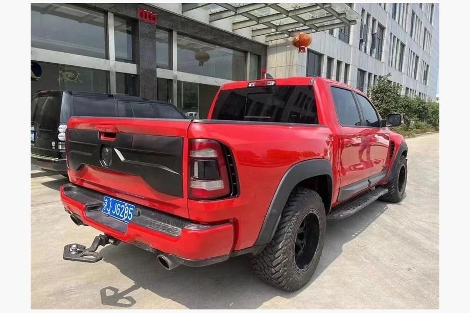 Dodge RAM (DT) 2018– Zestaw body kit TRX Zdjęcia 4