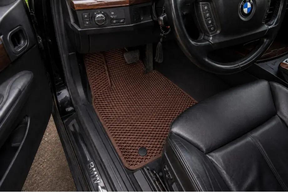 BMW 7 Series E65/66 2001-2008 Dywaniki EVA E65 Brązowe Image