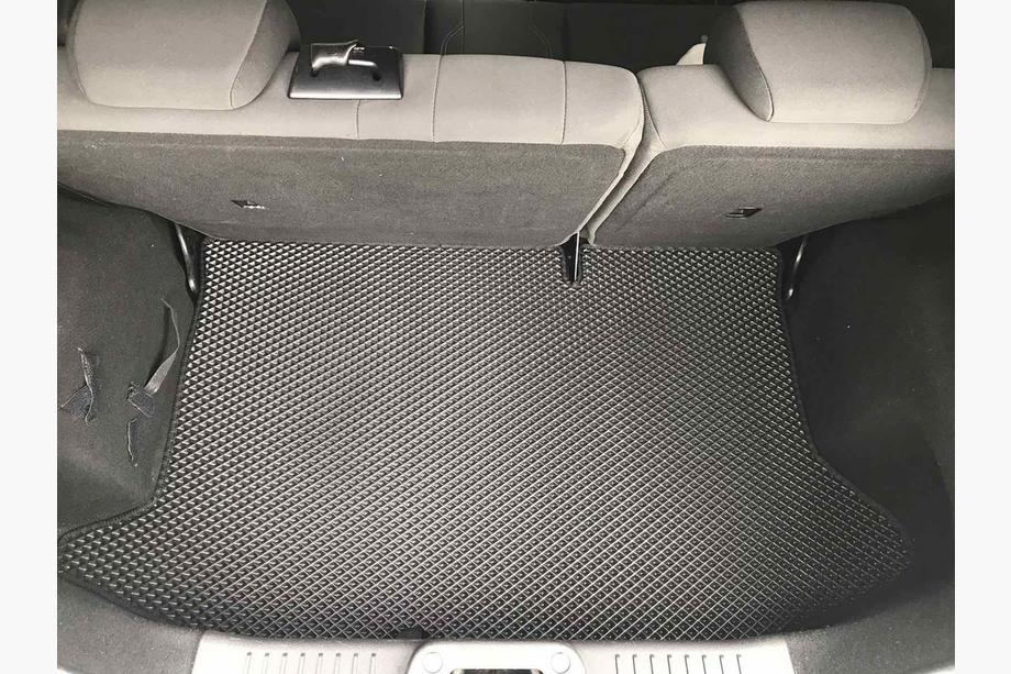 Ford Fiesta 2008-2017 Mata bagażnika HB (EVA, Czarna) Zdjęcia 2