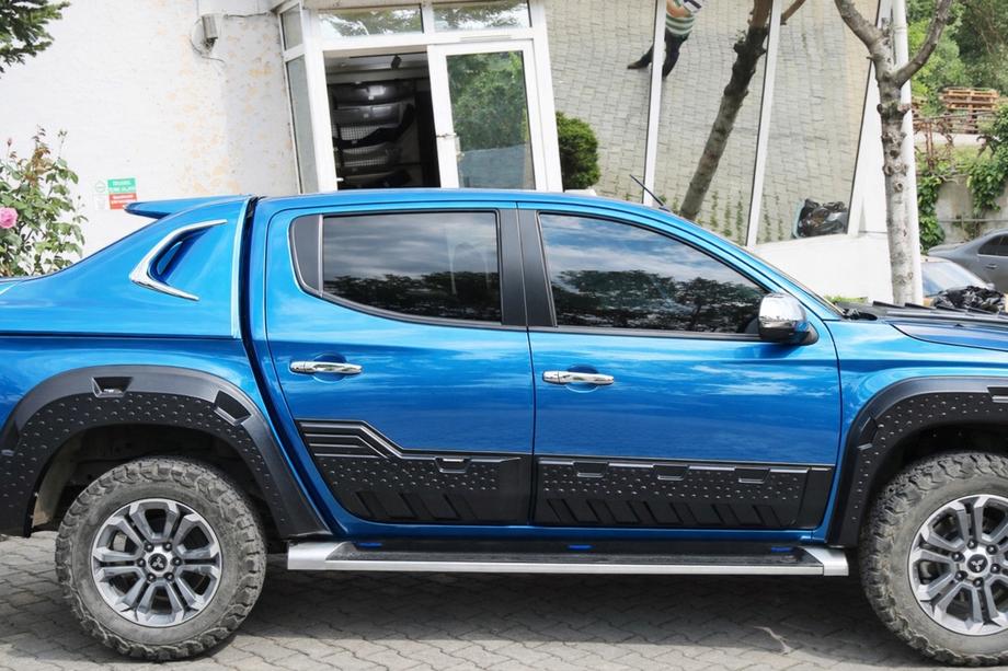 Fiat Fullback 2016- Listwy drzwiowe EuroCap (6 szt, ABS) Image