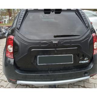 Plastikowa nakladka na klape bagaznika Renault Duster 2008–2017 zdjęcia 4