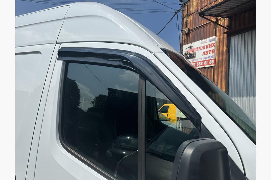 Mercedes Sprinter W907/W910 2018- Deflektory Okien (2 szt, Sunplex Sport) Image