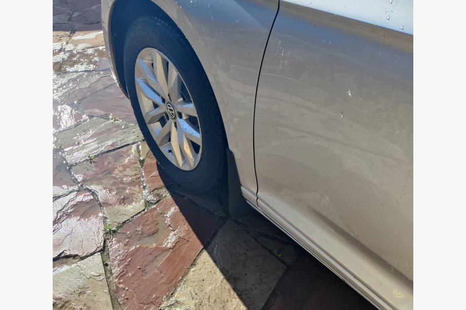 Volkswagen Passat B8 2015-2023 Chlapacze Premium 2015-2018 SD/SW (EU, 4 szt.) Zdjęcia 1