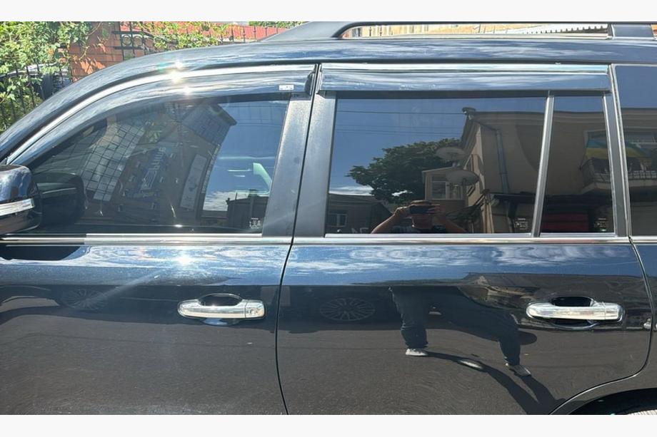 Lexus LX570/450d 2008-2022 Deflektory szyb z listwą chromowaną (4 szt, Niken) Image