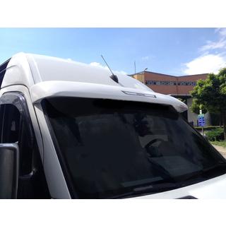 Deflektor przedniej szyby V3 (do lakierowania, na klej) Mercedes Sprinter W906 2006–2018 zdjęcia 1