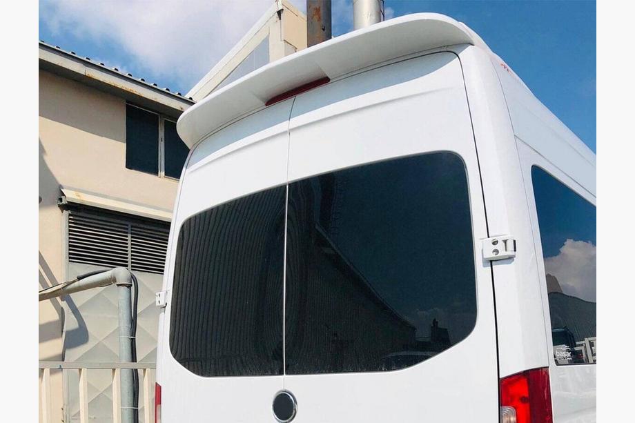 Mercedes Sprinter W906 2006–2018 Spoiler Anatomik (szeroki model, z podkładem do lakierowania) Image
