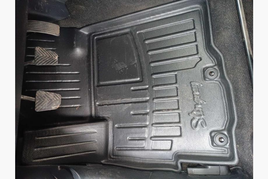 Mitsubishi Outlander 2006-2012 Dywaniki gumowe Stingray 3D (5 szt, poliuretan) Image