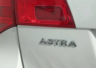 Opel Astra J 2009-2015 Napis Astra 5177042 (120mm x 17mm) zdjęcia 1