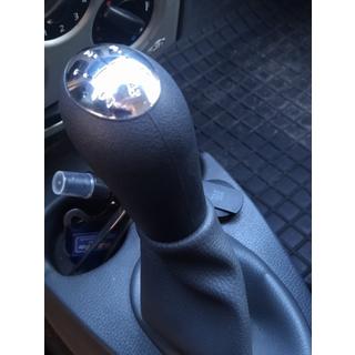 Gałka zmiany biegów 8200079112 (czarna z chromem) Dacia Logan I 2005-2008 zdjęcia 3