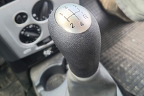 Renault Logan I 2005-2008 Gałka zmiany biegów 8200079112 (czarna z chromem) zdjęcia 1