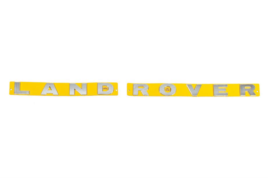 LandRover Range Rover Napis Land Rover (650mm x 35mm) Image